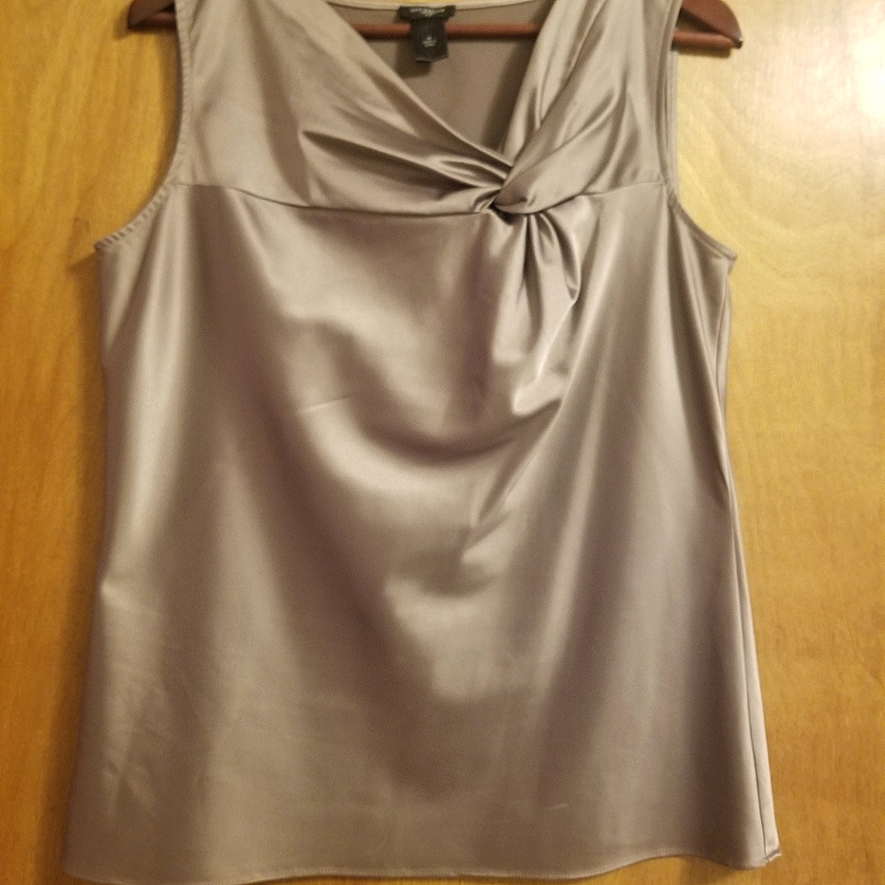 Ann Taylor sleeveless top